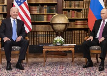 Ambos presidentes tuvieron discurso este martes por la mañana.