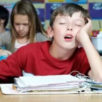 Estudiantes de educación básica se levantarán un poco más temprano.