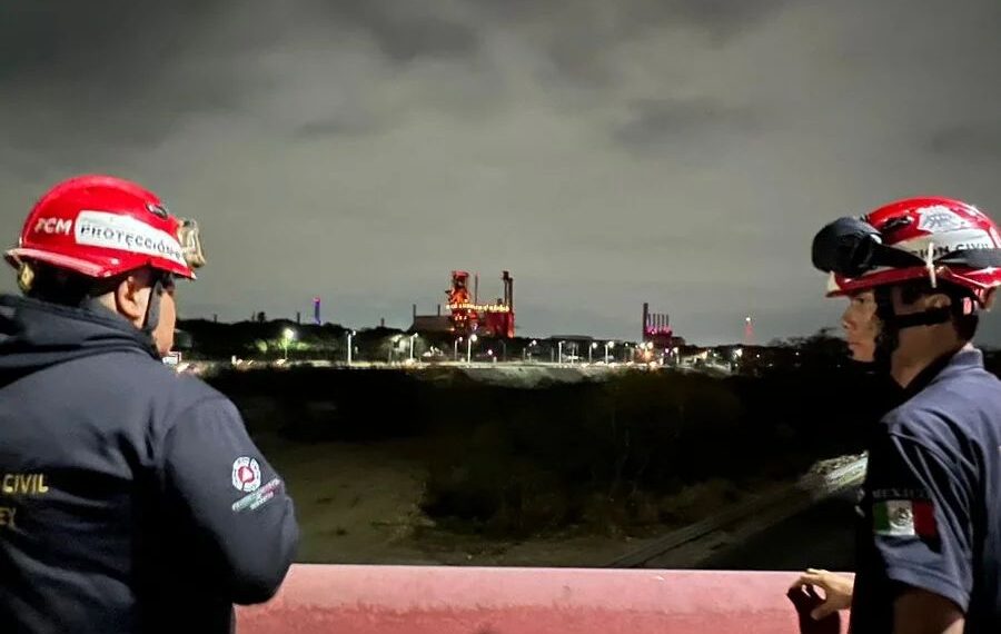 Desde la noche del lunes se detectó un olor a químico en el aire regiomontano.