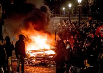 París en medio de manifestaciones