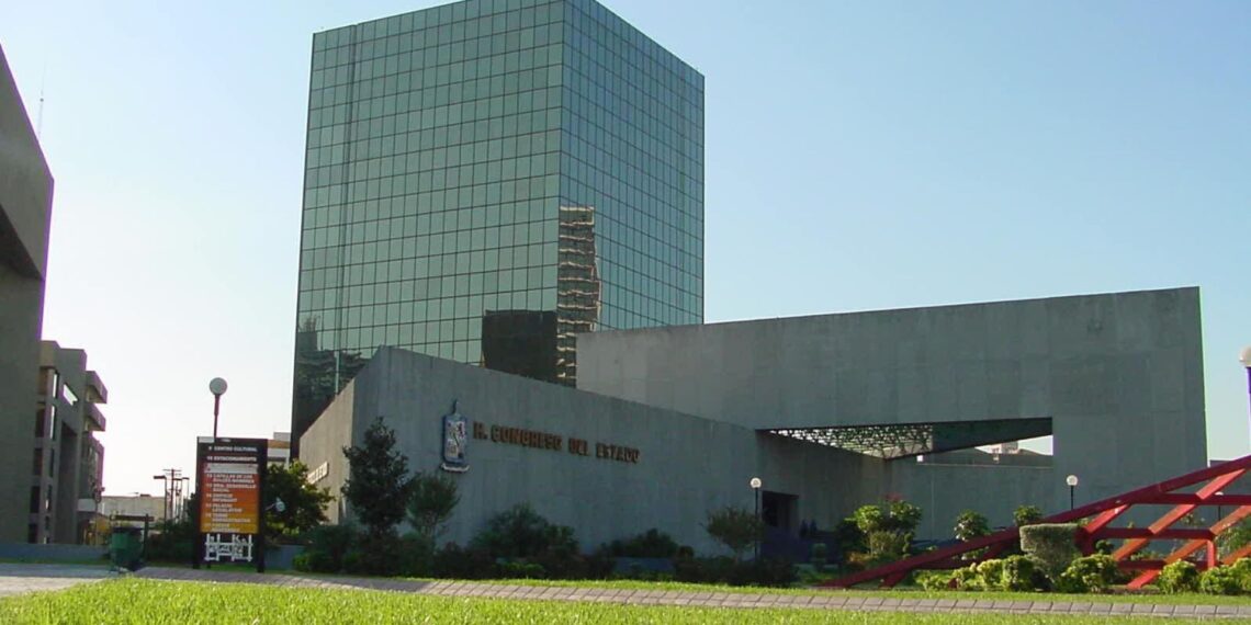 El paro de labores se da muy cerca del periodo vacacional de semana santa