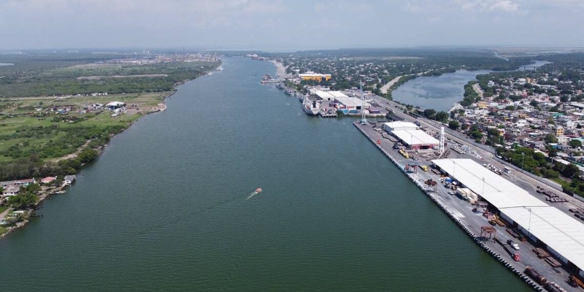 La posibilidad de traer agua del río Pánuco revivió.