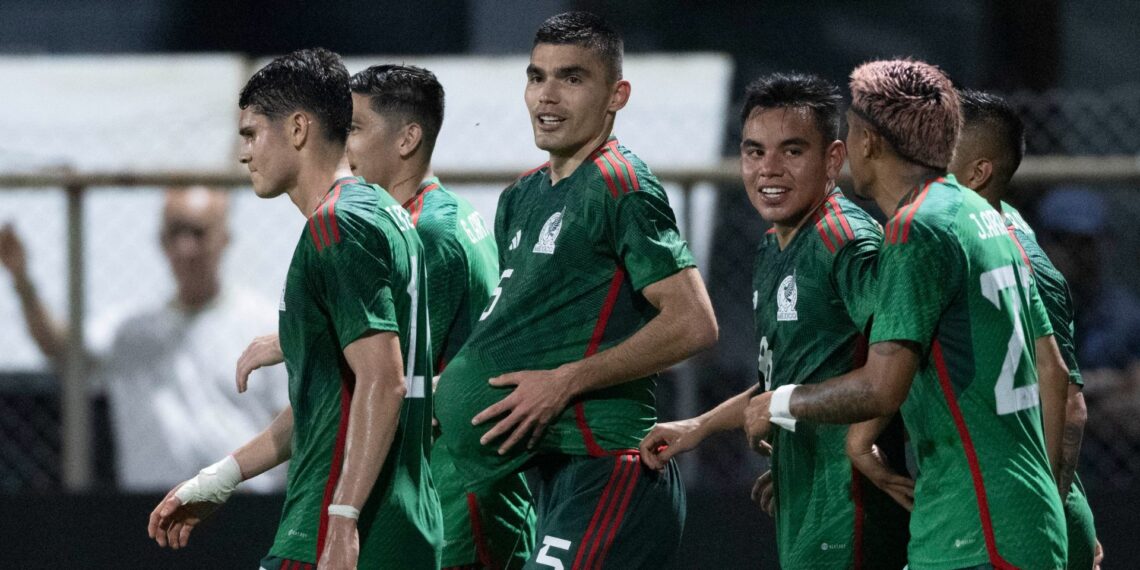 México obtuvo un triunfo sin convencer al público.