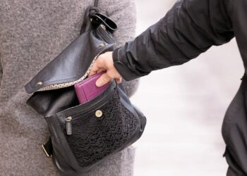 si el robo es menor, la sanción sería también menor.