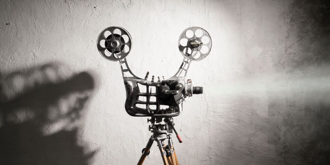 Llevan cine a pequeños en zonas vulnerables