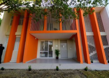 Inauguran cuatro villas de Capullos