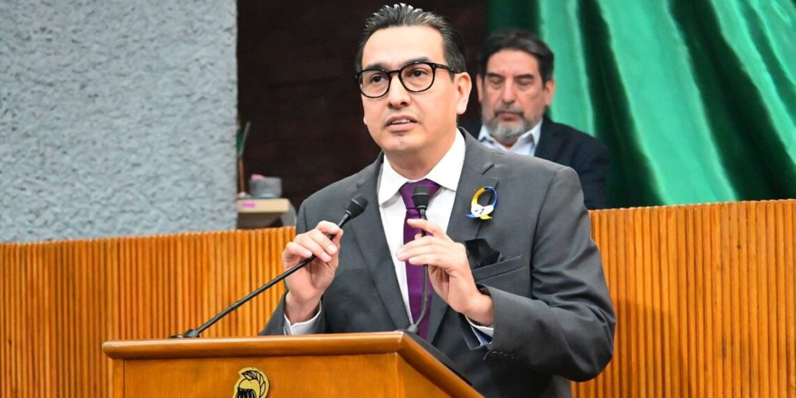 Pretende que se enseñe sobre ciberseguridad en NL