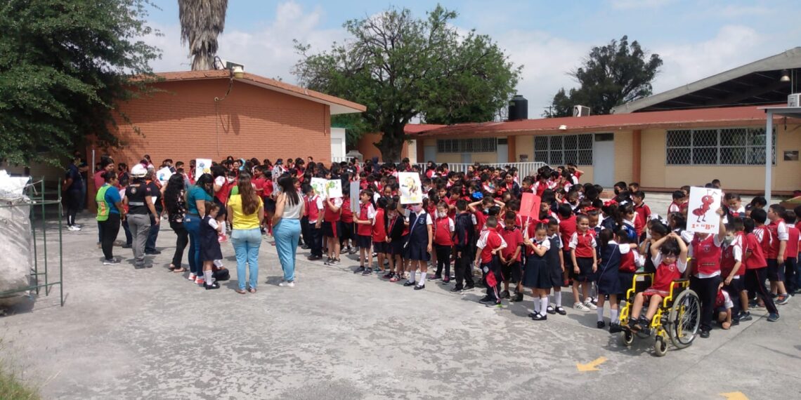 Participan regios en Simulacro Nacional