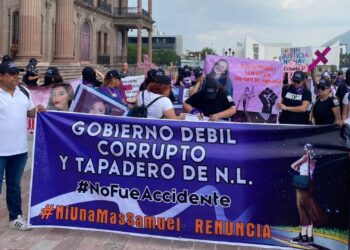 Mario Escobar, padre de Debanhi, aseguró que el presidente le aseguró que se tendría a los culpables antes de terminar su mandato.