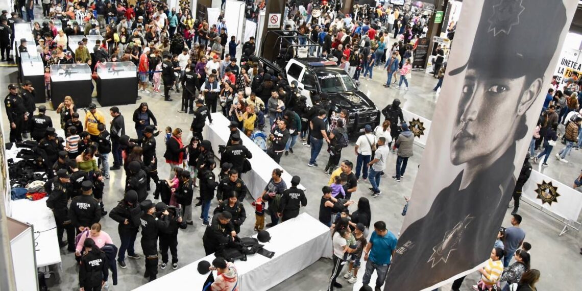 Más de 38 mil personas en la Expo Fuerza Civil