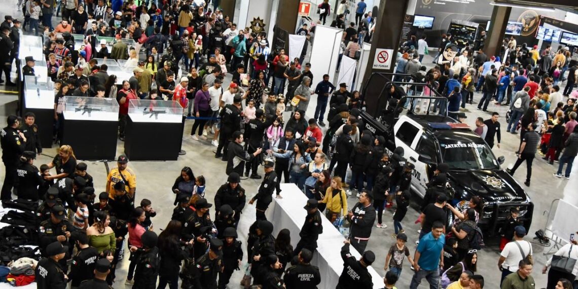 Más de 38 mil personas en la Expo Fuerza Civil