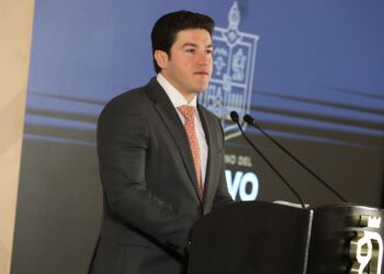 El uso del cubrebocas será solo en instituciones de salud, guarderías y asilos.