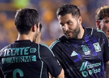 Por la mínima diferencia y con un penal discutido, pero Tigres sacó la victoria.