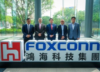 Atrae Samuel a 3 gigantes de la electromovilidad