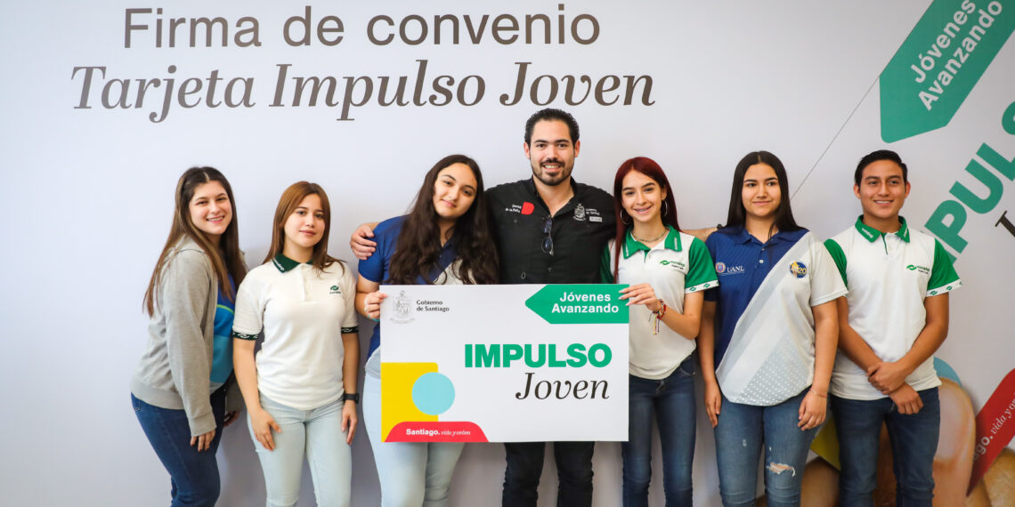 En Santiago entregan tarjeta de descuento a jóvenes