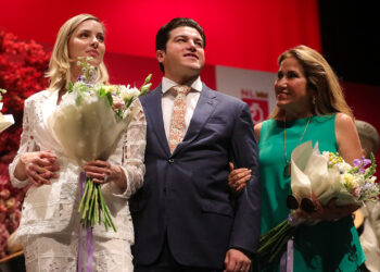 Celebra Mariana su primer Día de las Madres