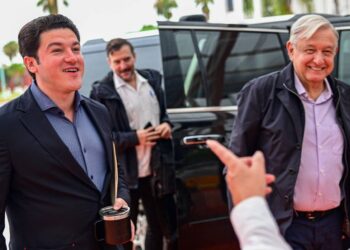 AMLO le mete “lana” a refinería para reducir contaminación