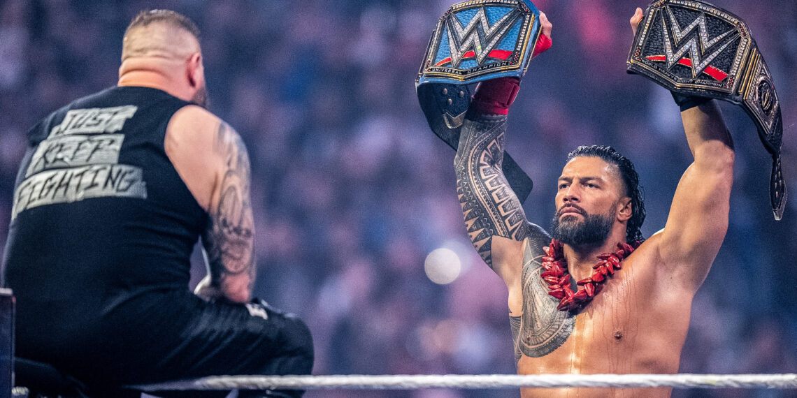 WWE: Roman Reigns molesto con The Usos