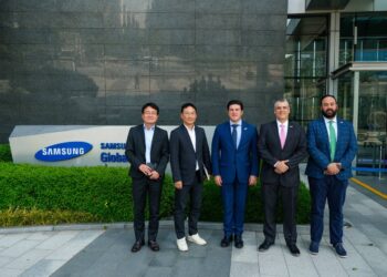 Samuel García busca más inversión en Corea