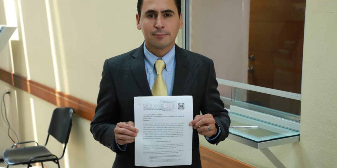 Exige Susarrey respetar banquetas para el libre tránsito