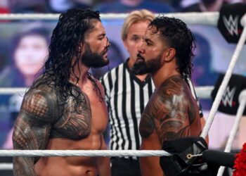 Jey Uso traicionó a Roman Reigns