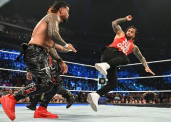 Jey Uso, entre la espada y la pared