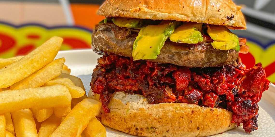Tecate Food Trucks Fest, no podrás con tanta comida.