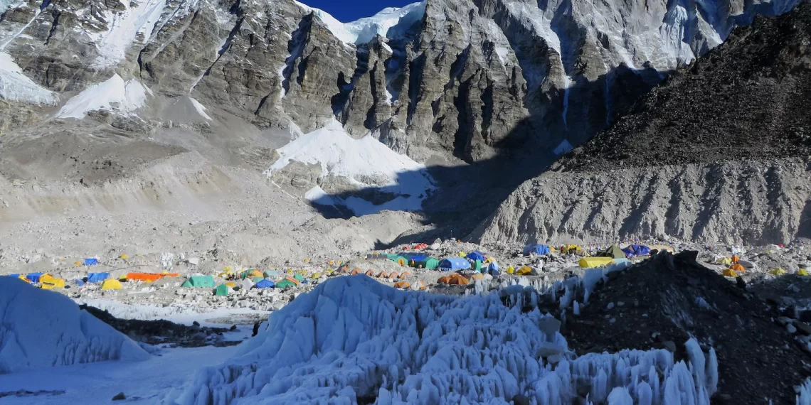 Muere familia de Nuevo León en el Everest