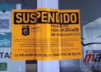 Suspenden dos carwash por usar agua potable  