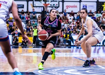 Fuerza Regia Femenil y Libertadoras empatan la serie