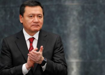 Desbandada en el PRI, forman nuevo frente