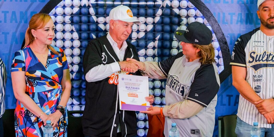 Hacen “dobleplay” en favor de las mujeres de NL