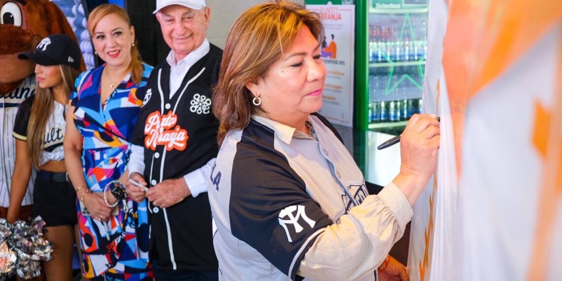 Hacen “dobleplay” en favor de las mujeres de NL