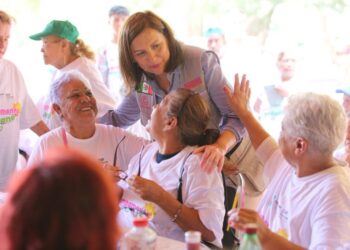 Abuelitos en Guadalupe también disfrutaron de Campamentos de Verano