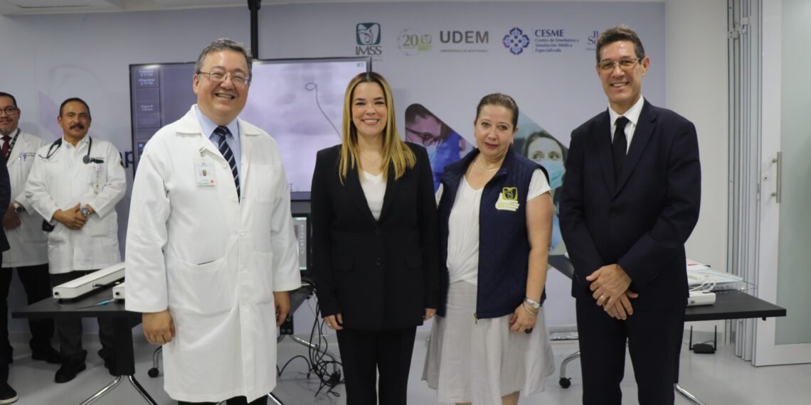Inauguran primer Centro de Enseñanza y Simulación Médica Especializada en NL