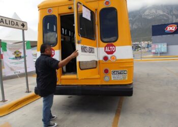 Revisa IMA transporte escolar