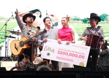 Vibran más de 55 mil personas en el MacroFest