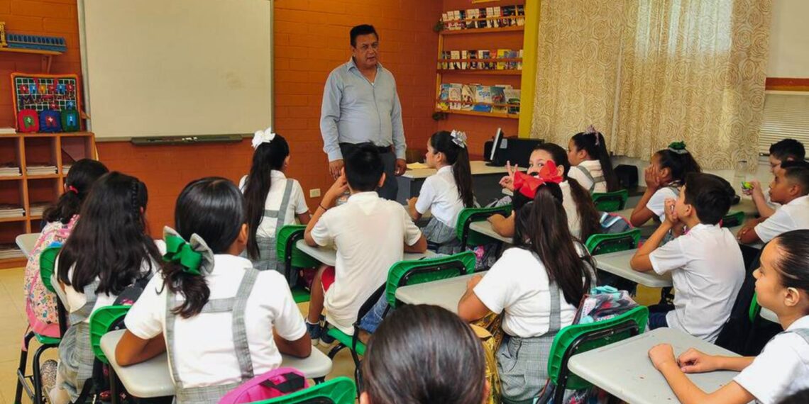 Calendario escolar es recortado por el calor