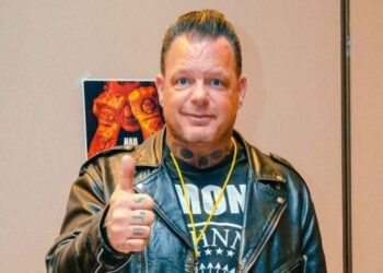 Vampiro Casanova se suma a la función de ShowCenter