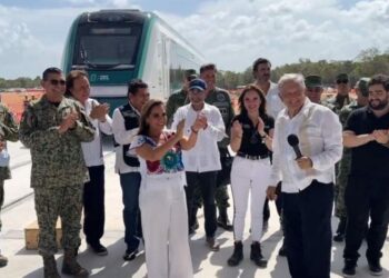 Estrena AMLO el Tren Maya