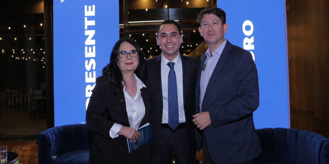 Presenta Luis Susarrey su libro “San Pedro: pasado, presente y futuro”