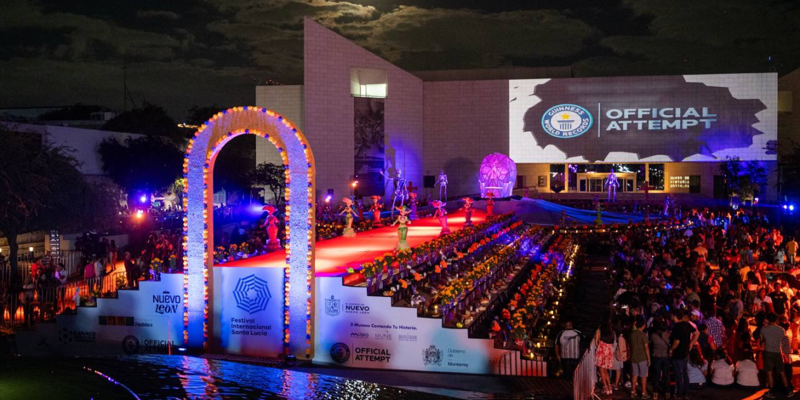 Logra Nuevo León Récord Guinness con Altar de Muertos