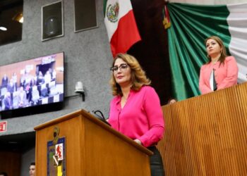 Llama diputada Gaby Govea a prevenir el cáncer de mama