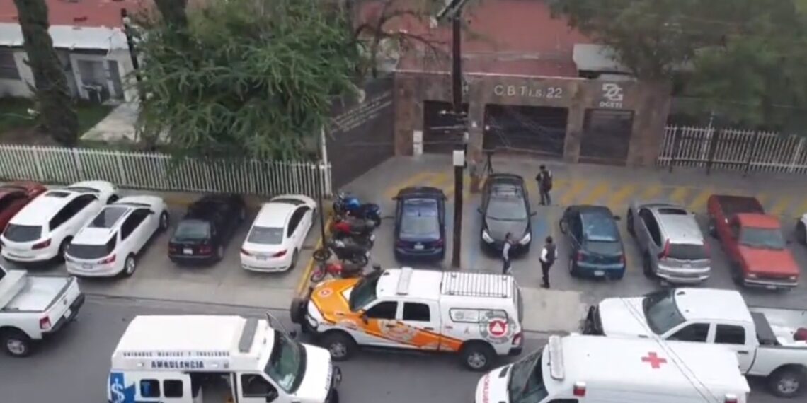 Accidente en laboratorio del CBTIS manda a alumnos al hospital