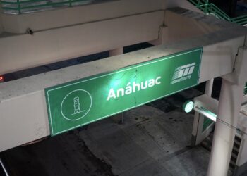 Reabren estación Anáhuac de la línea 2 del metro