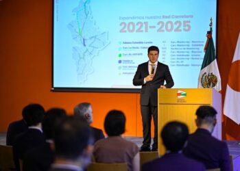 Presume Samuel en Japón, inversión extranjera en NL