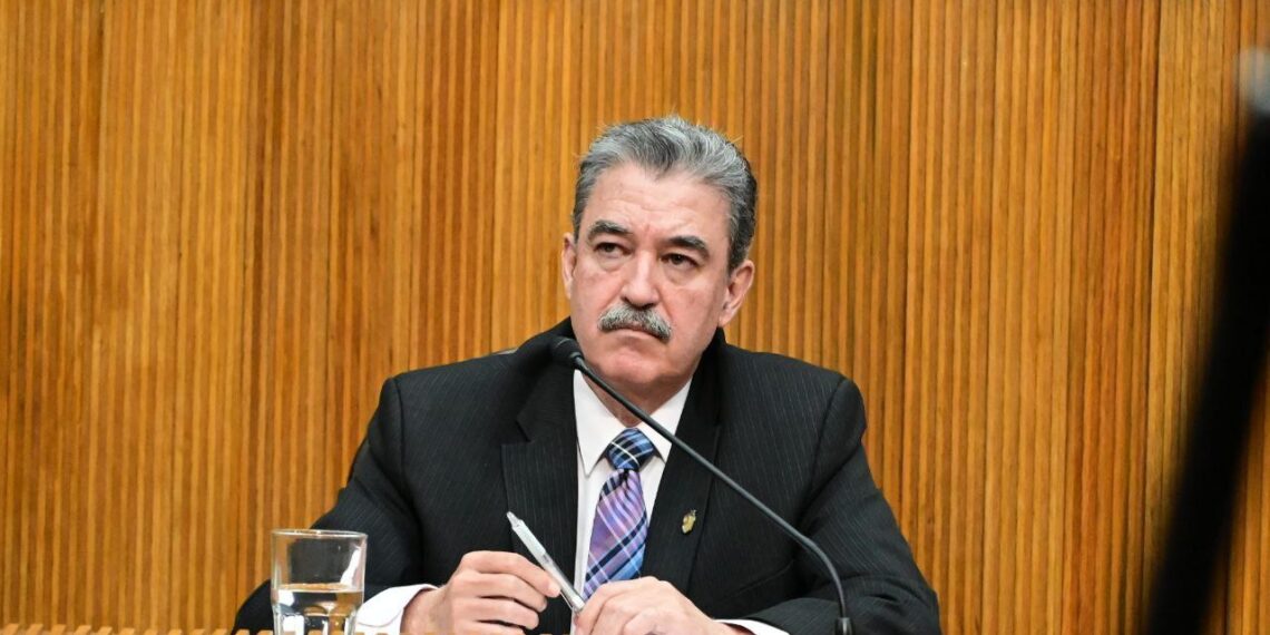 Desairan a secretarios de Movilidad y Medio Ambiente en el Congreso