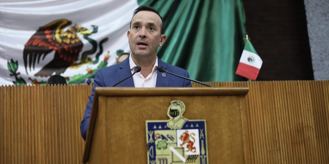 Congreso exige al gobernador aclarar fechas de su licencia