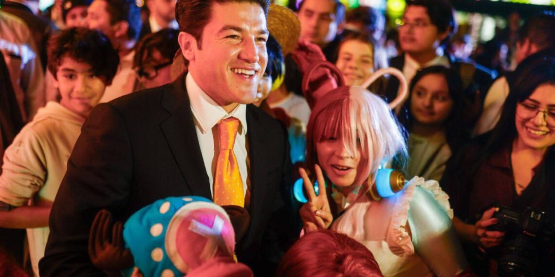 Encienden “Luztopía, navidad en Hollywood”