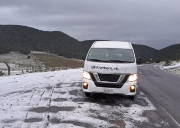 Cae aguanieve en Nuevo León